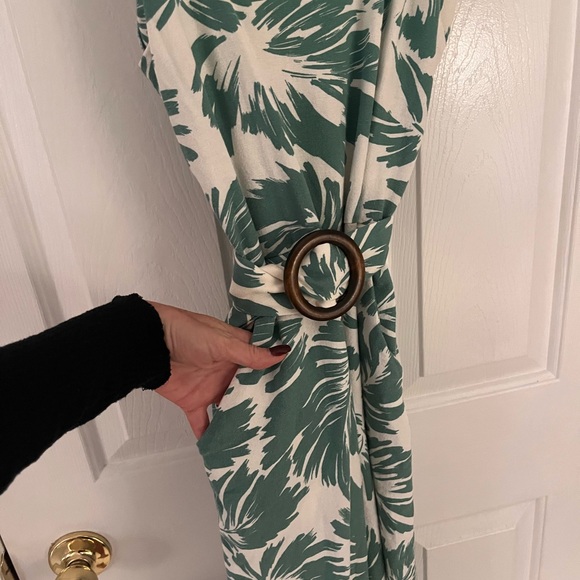 Jumpsuit - Picture 4 of 6